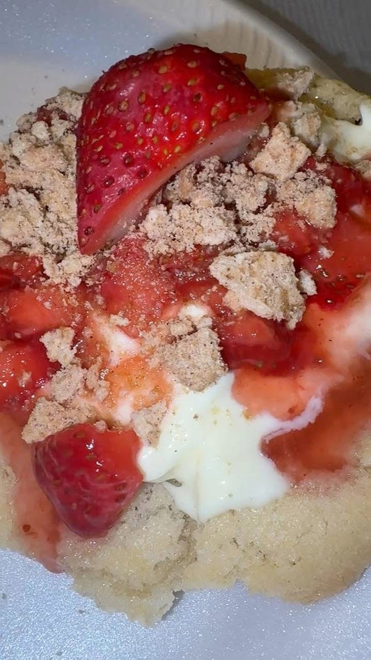 Strawberry Cheesecake Cookie
